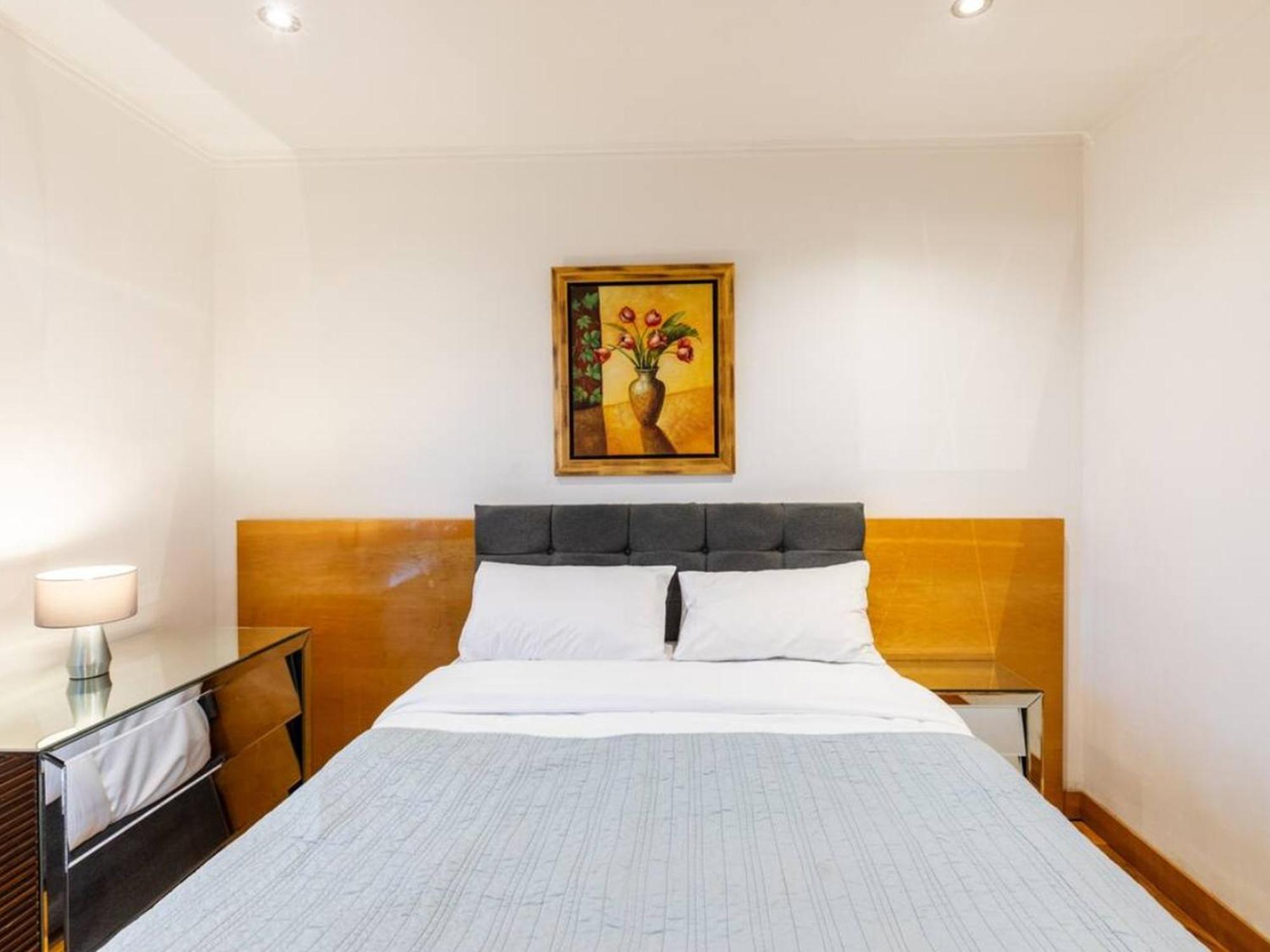 Stunning 3-bedroom Flat In * Londra